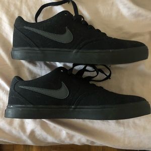 Nike SB Check Solar